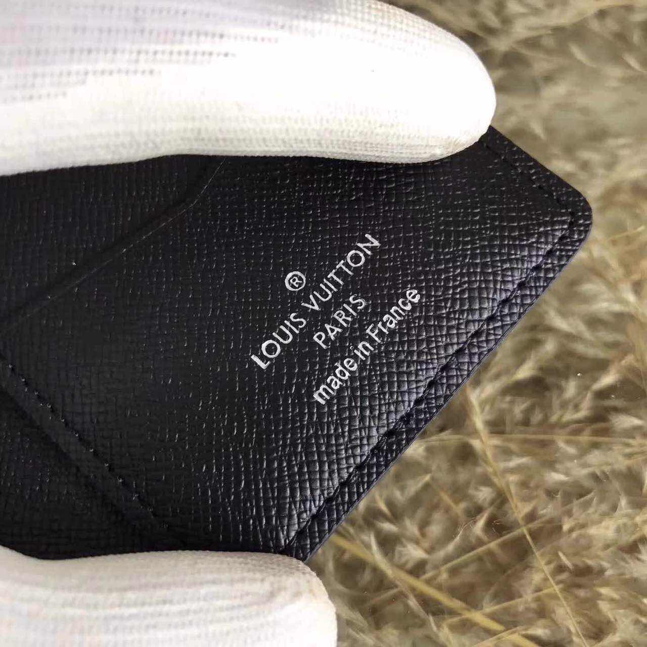 Louis Vuitton Wallet - 
