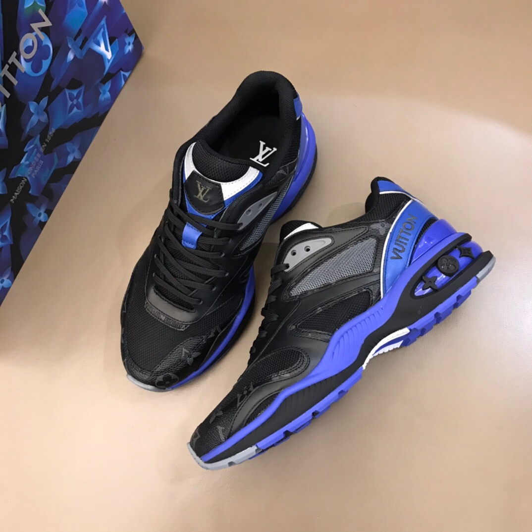 Louis Vuitton Men's Sneaker  - 