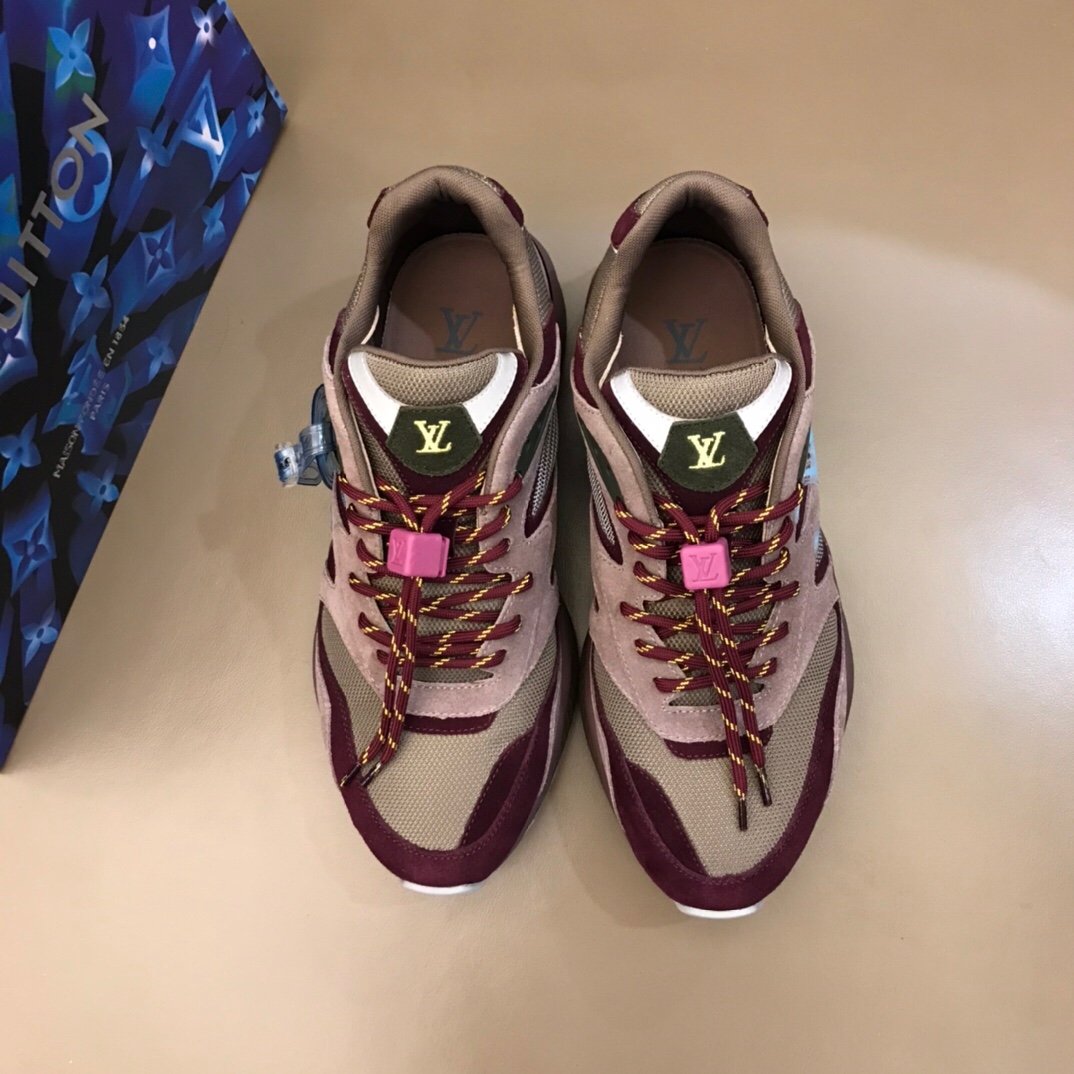 Louis Vuitton Men's Sneaker  - 