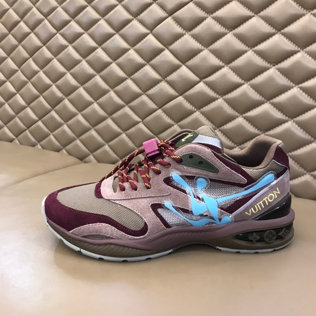 Louis Vuitton Men's Sneaker  - 
