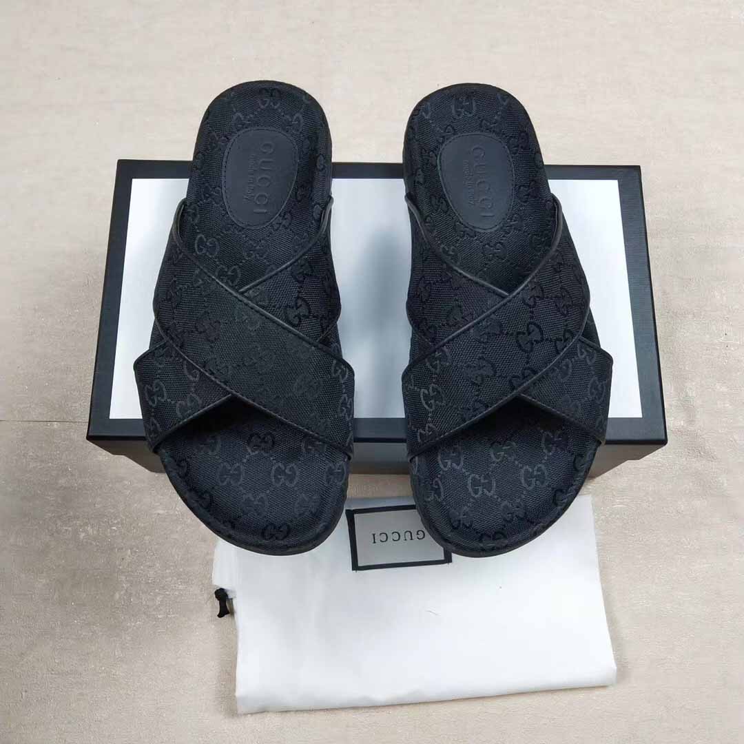 Gucci Men's GG Slide Sandal - 