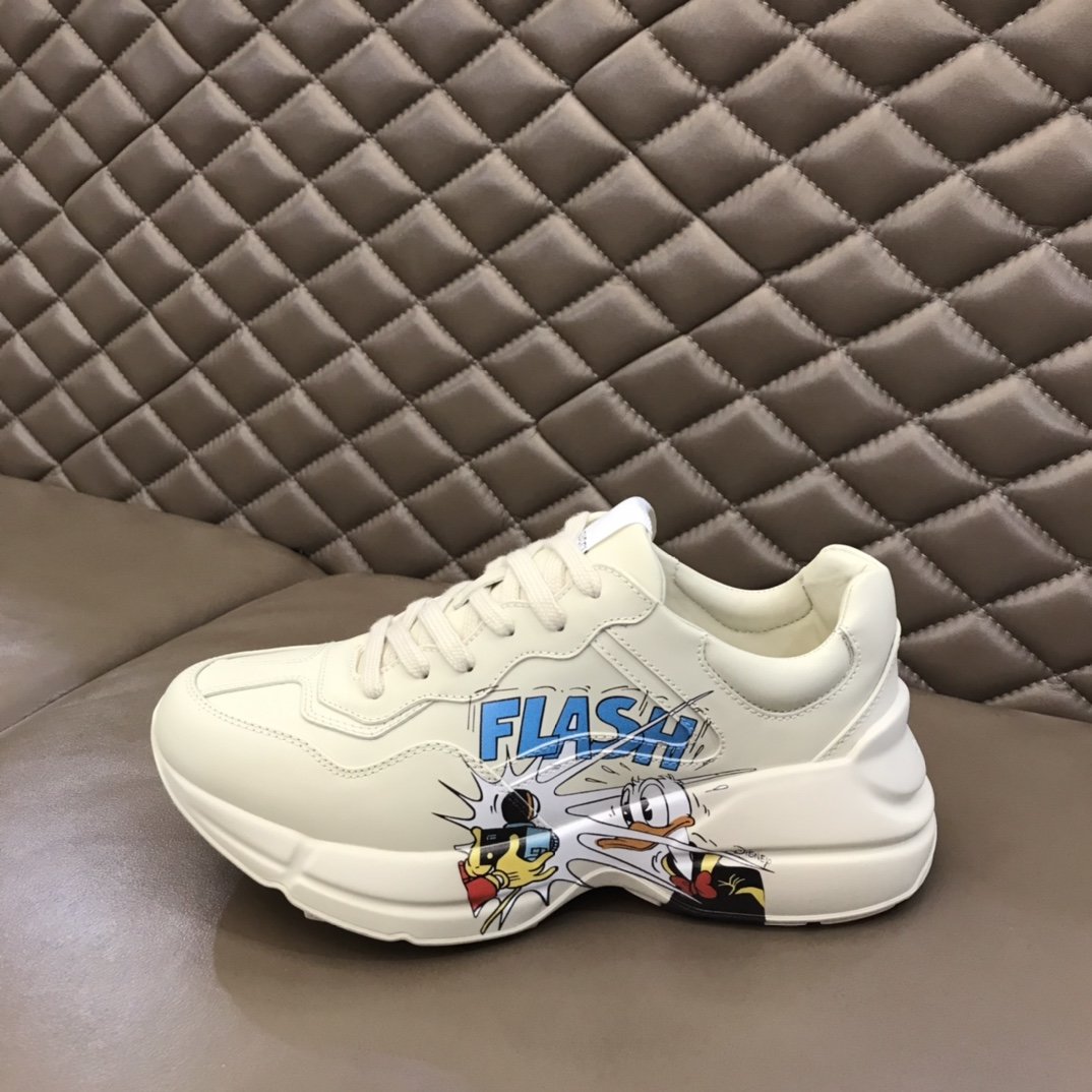 Gucci Disney Donald Duck Print Sneaker - 