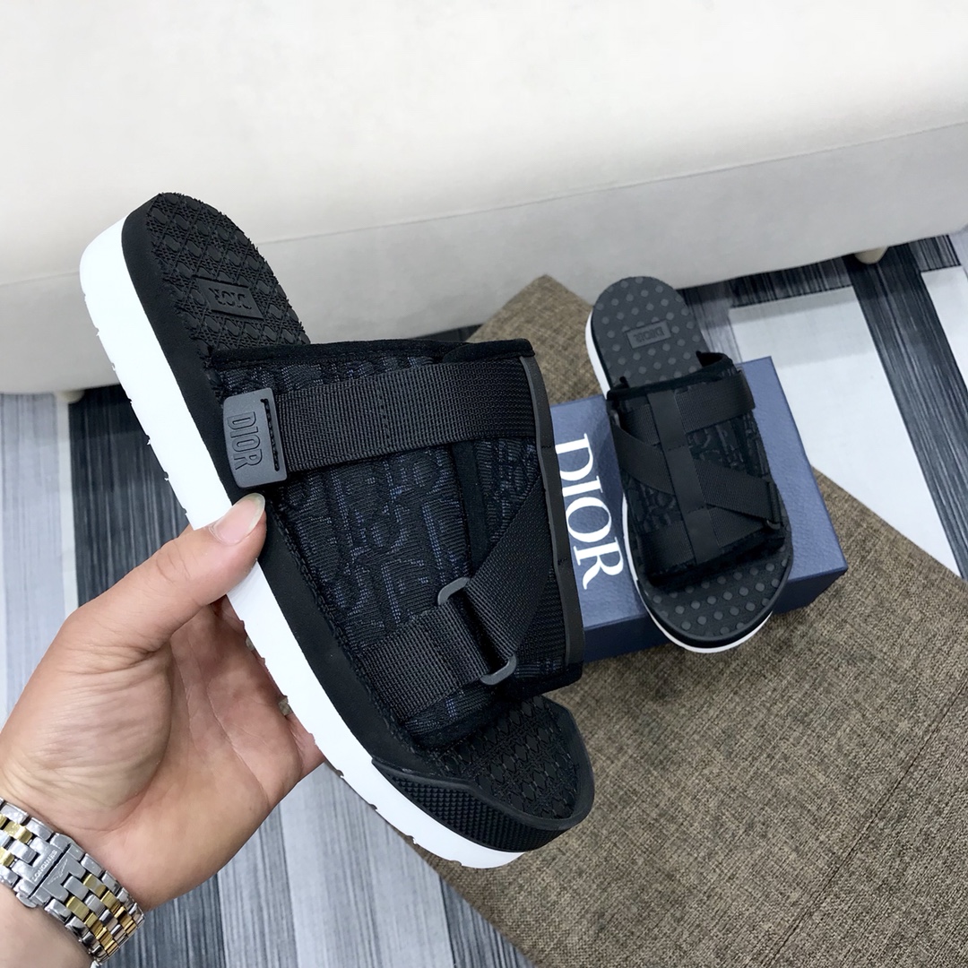 Dior Alpha Sandal - DesignerGu