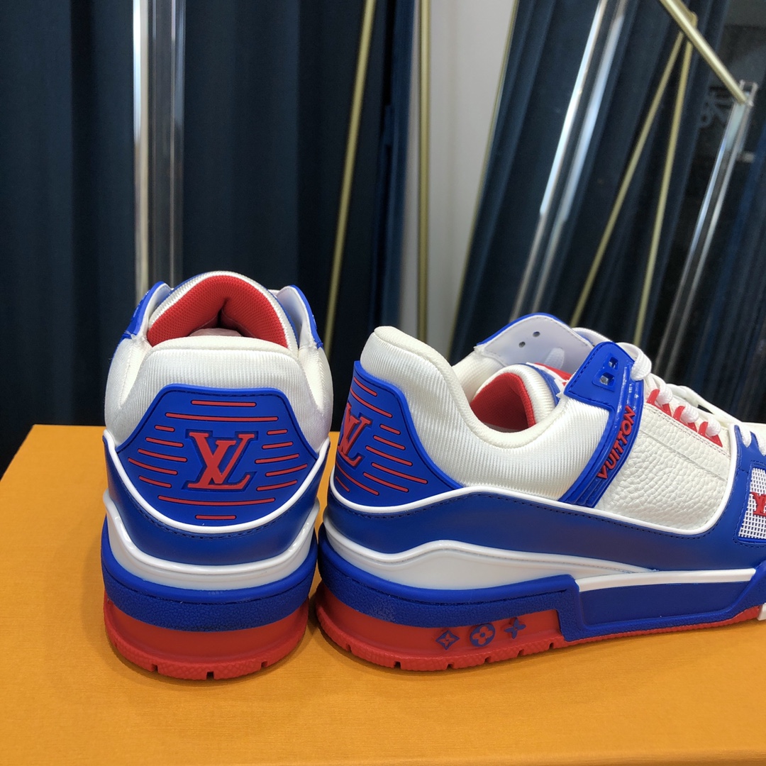 Louis Vuitton Trainer Sneaker - 