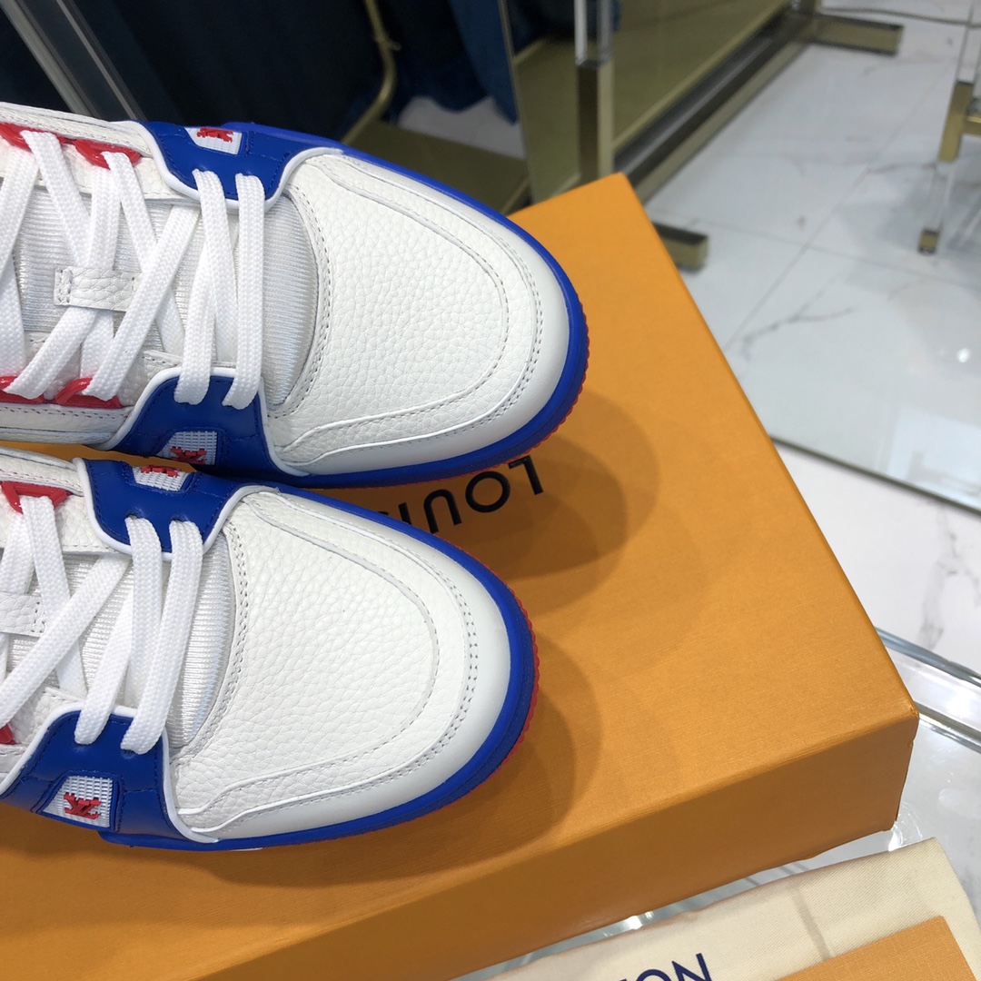 Louis Vuitton Trainer Sneaker - 