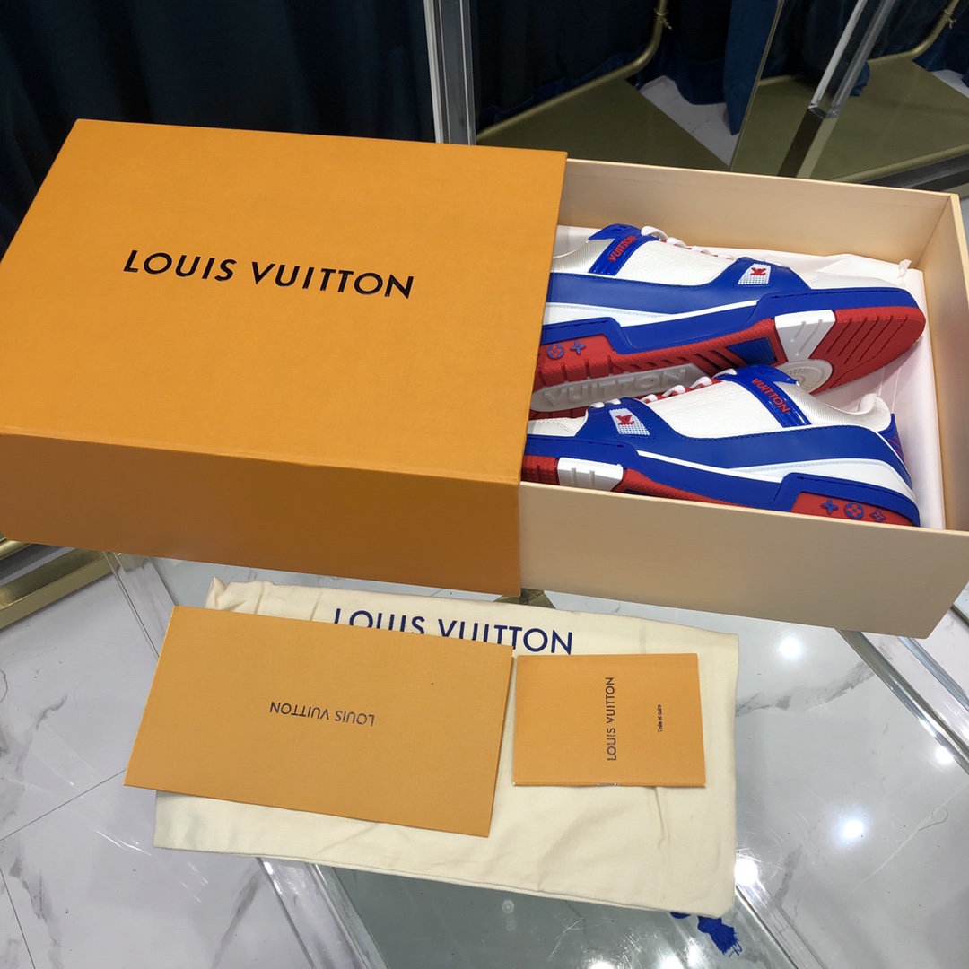 Louis Vuitton Trainer Sneaker - 