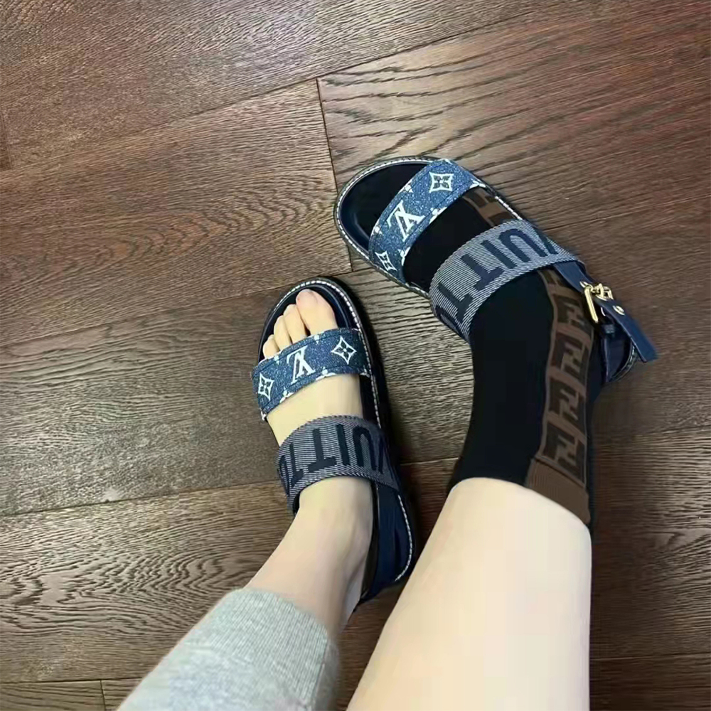 Louis Vuitton Paseo Flat Comfort Sandal - 