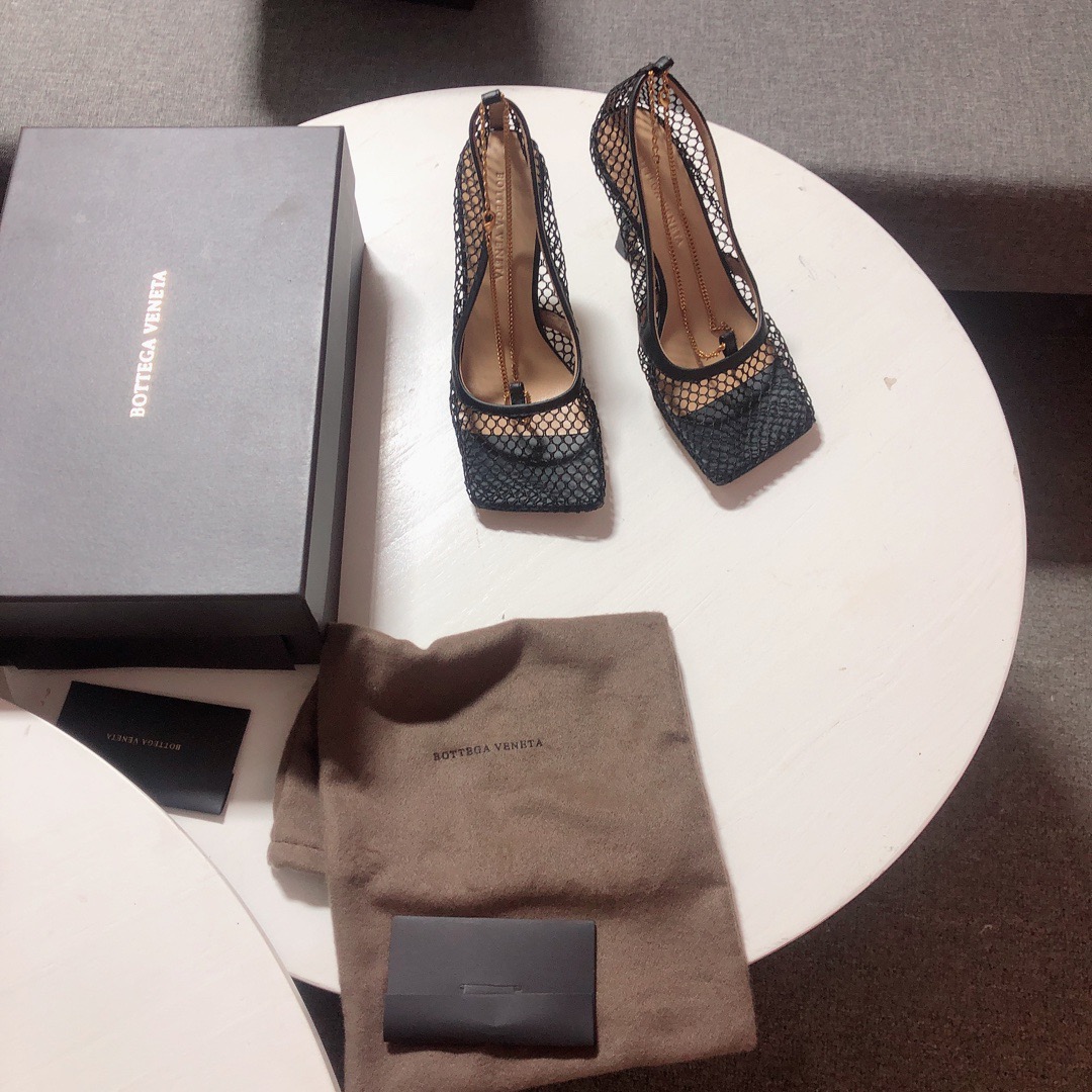 Bottega Veneta leather-trimmed mesh Heels - 