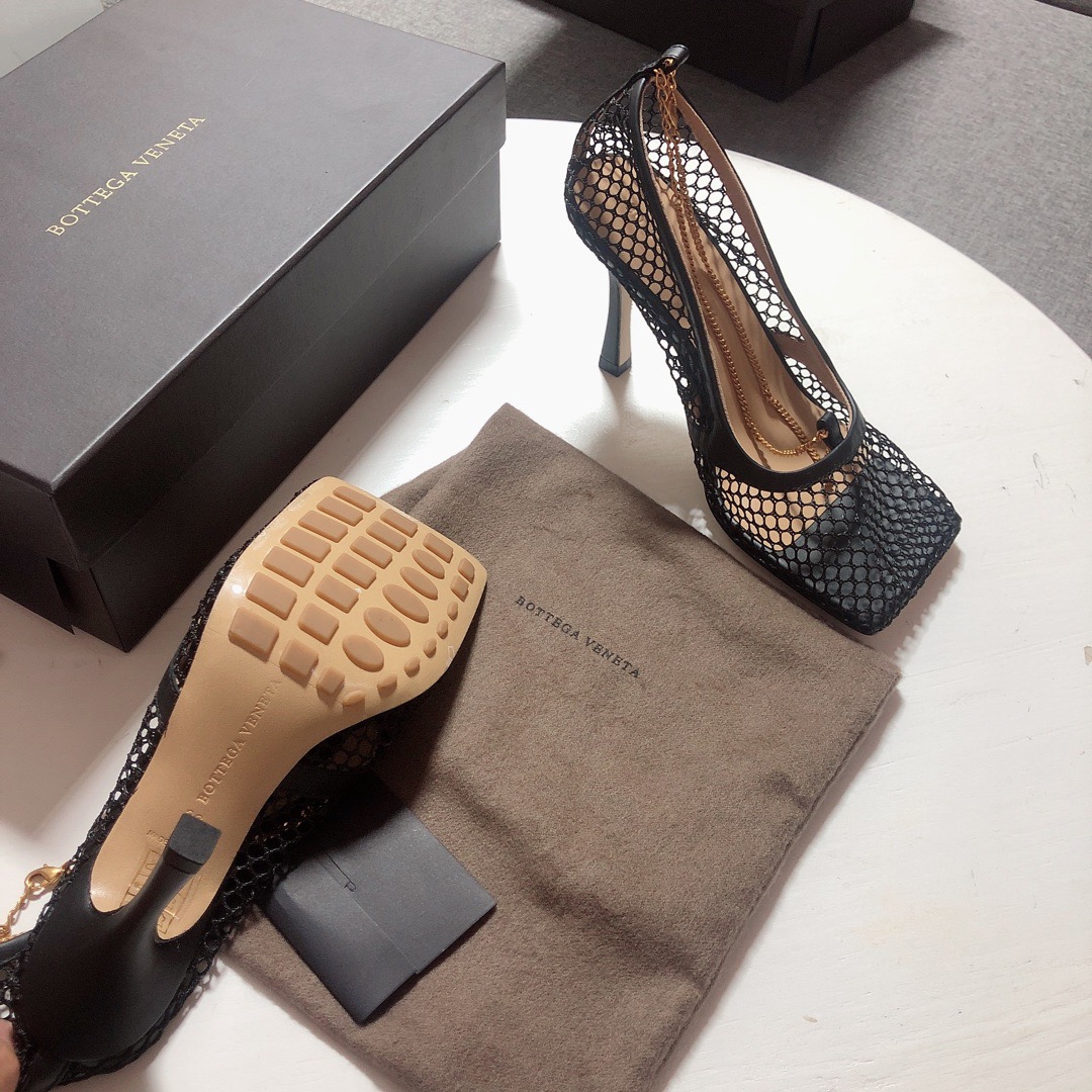 Bottega Veneta leather-trimmed mesh Heels - 
