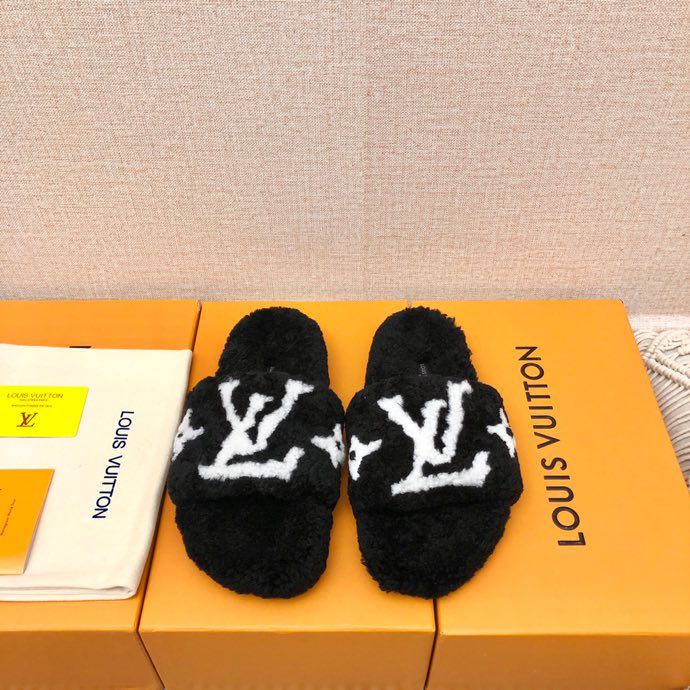 Louis Vuitton Paseo Flat Comfort Mule In Black - 