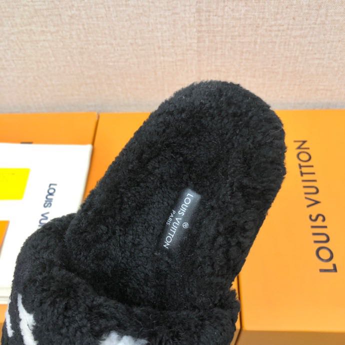 Louis Vuitton Paseo Flat Comfort Mule In Black - 