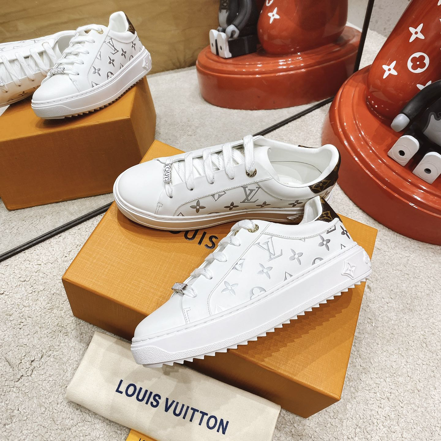 Louis Vuitton Time Out Sneaker  - 