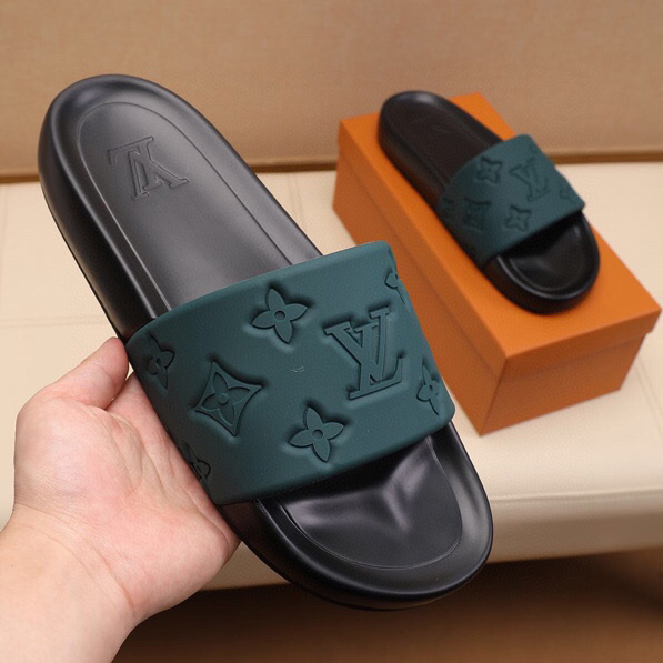 Louis Vuitton Monogram Slippers - 