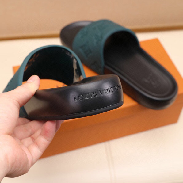 Louis Vuitton Monogram Slippers - 