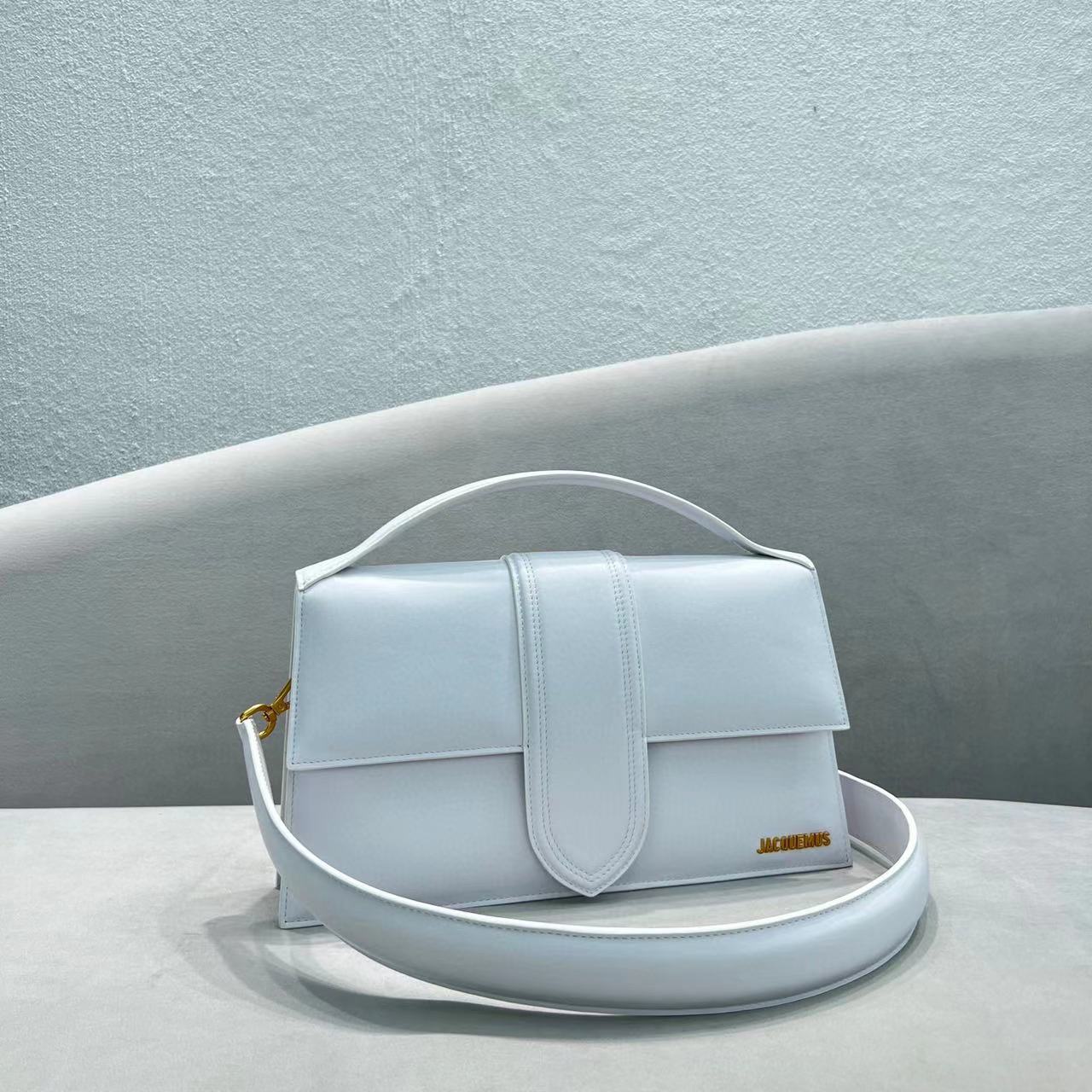 Jacquemus Leather  Handbag In White - DesignerGu