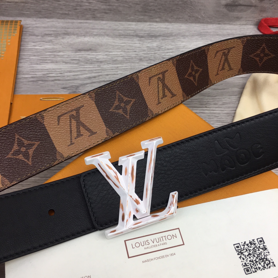 Louis Vuitton Squared LV 40mm Belt - 