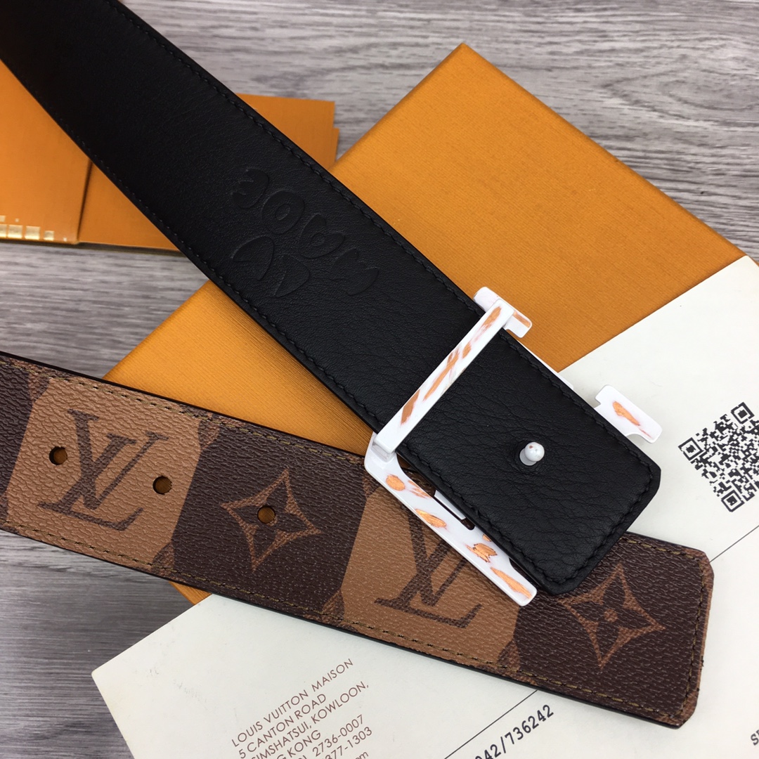 Louis Vuitton Squared LV 40mm Belt - 