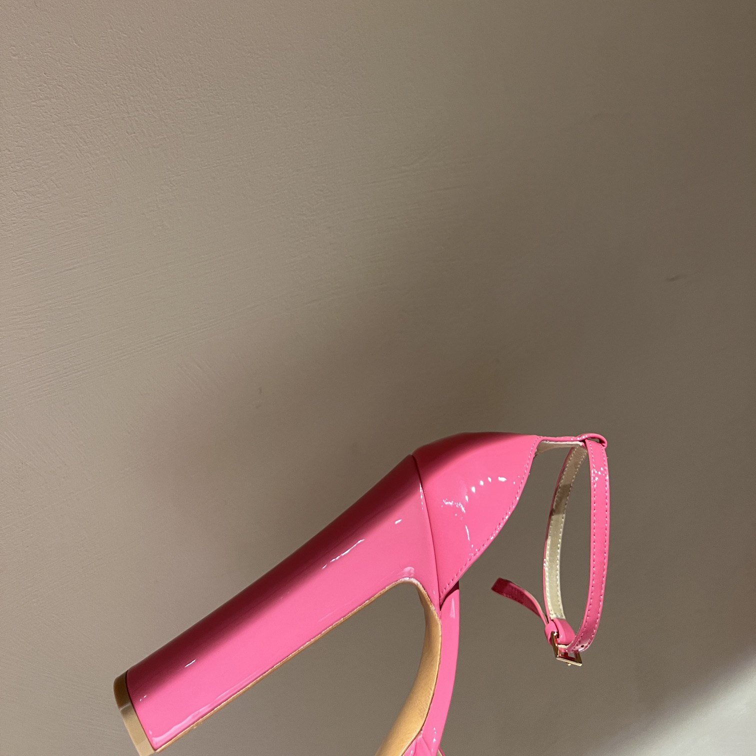 Valenti Garavani Tan-Go Platform Pump In Patent Leather  155 MM - DesignerGu