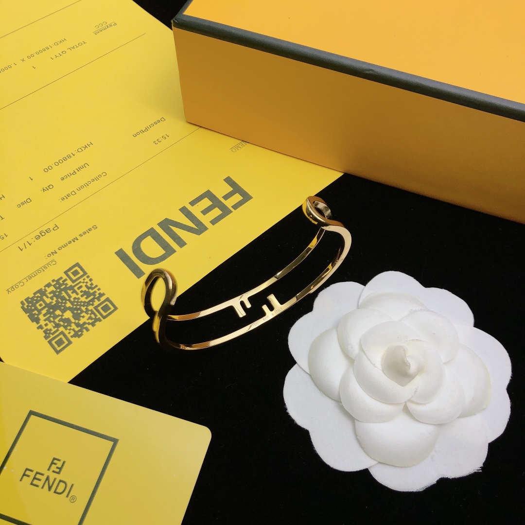 Fendi O’Lock Bracelet - 