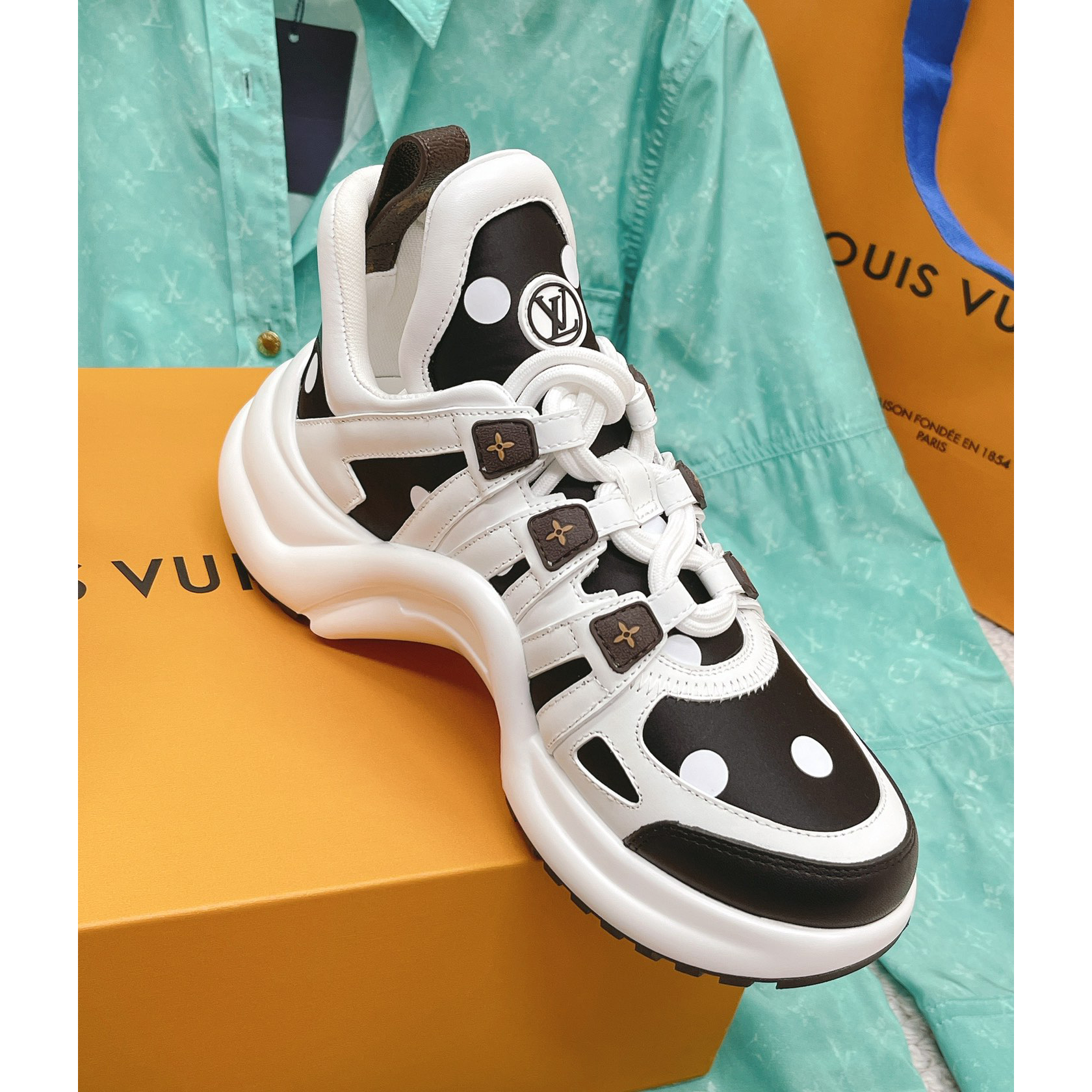 Louis Vuitton LV Archlight Sneaker    - 