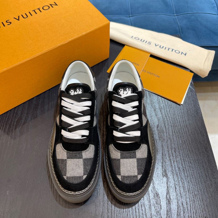 Louis Vuitton LV Ollie Sneaker     1A9YTQ - 