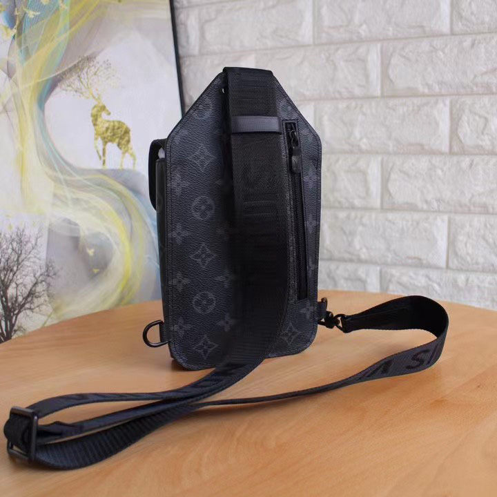 Louis Vuitton Saumur Slingbag(13-18-3.5CM)  M45912 - DesignerGu