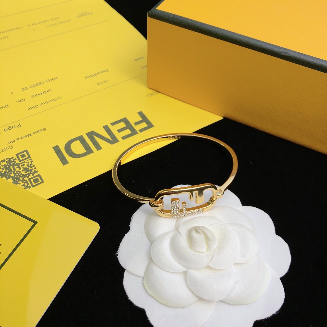 Fendi O’Lock Bracelet - 