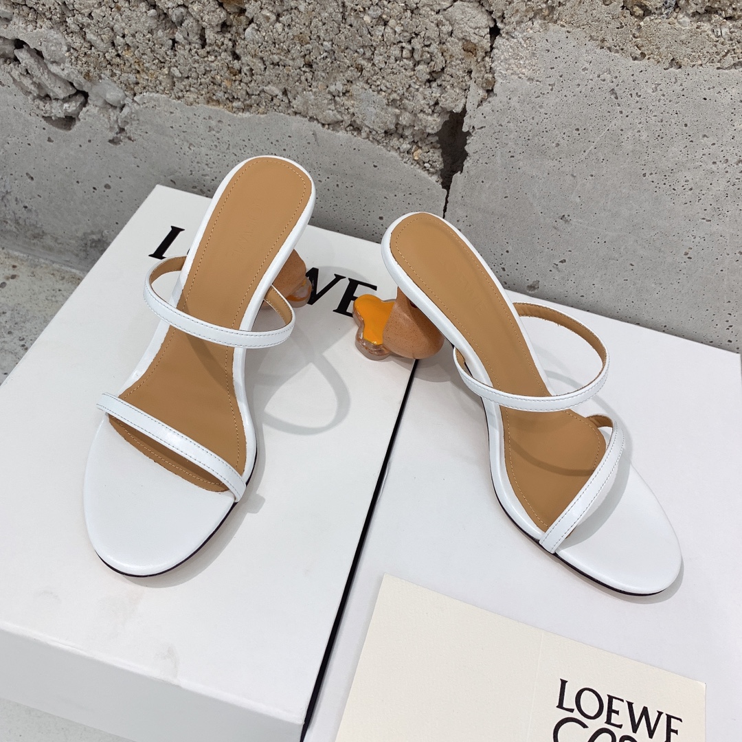 Loewe Broken Egg Sandal In Goatskin - 