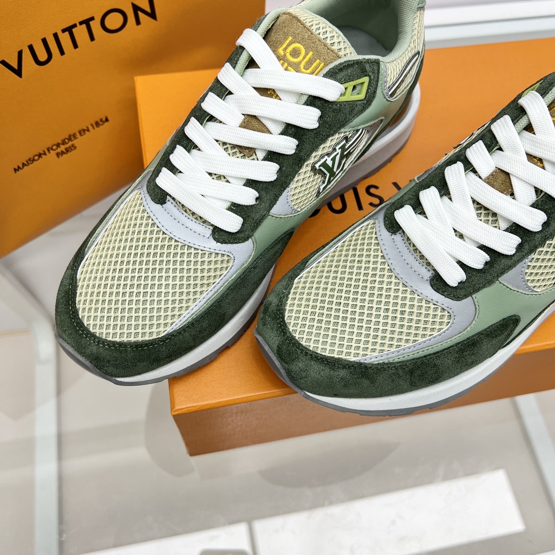 Louis Vuitton Run Away Sneaker   (upon uk size) - 