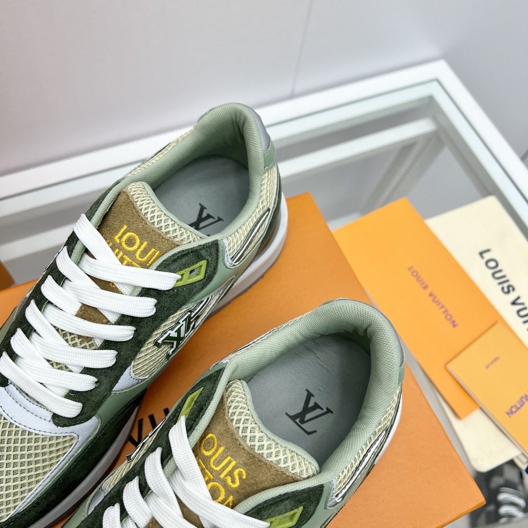 Louis Vuitton Run Away Sneaker   (upon uk size) - 