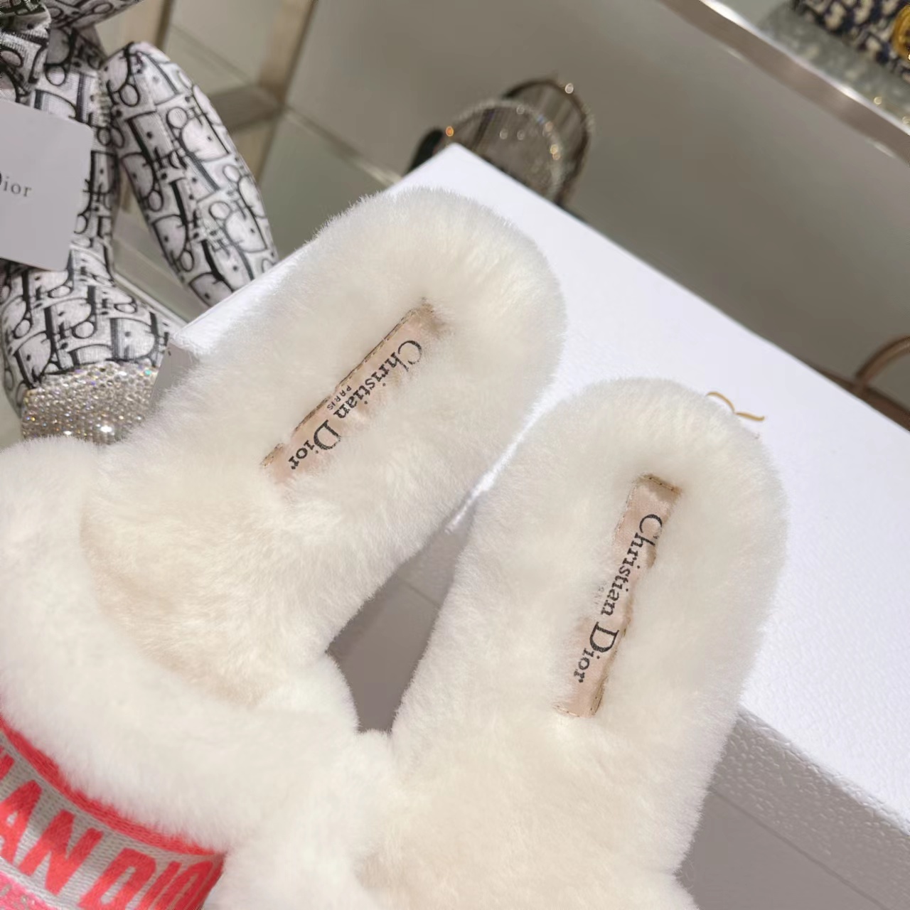 Dior Chez Moi Slide - 