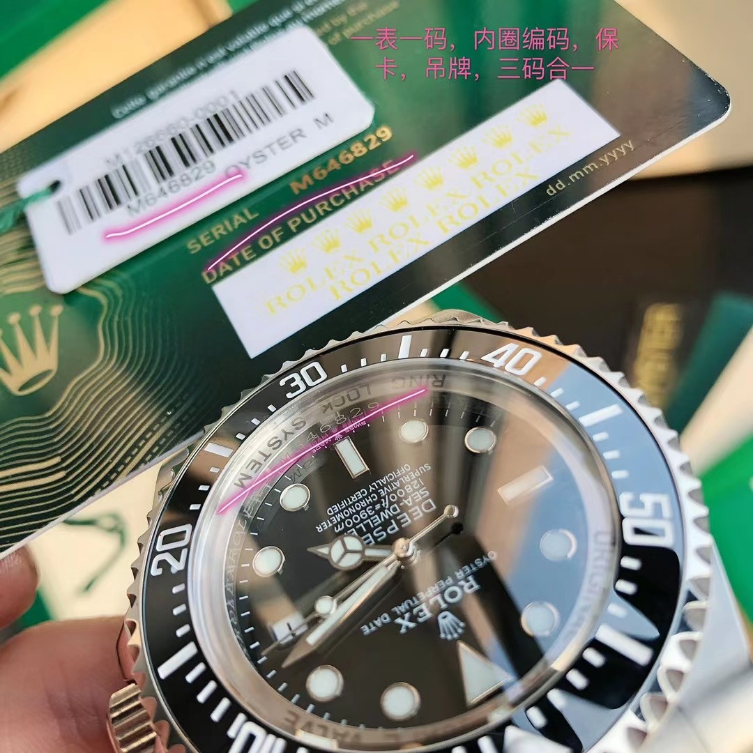 Rolex  Watch    - 