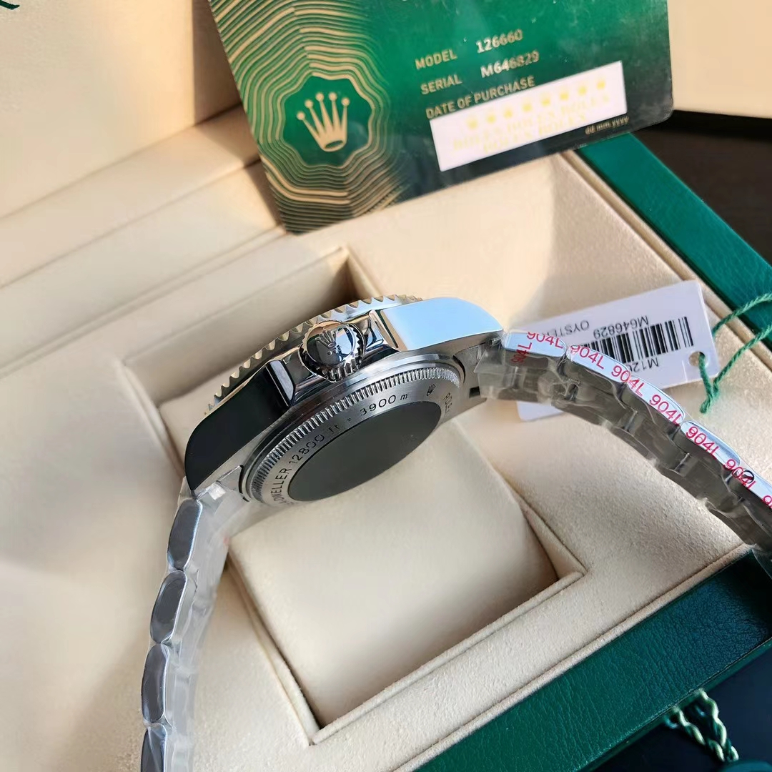 Rolex  Watch    - 