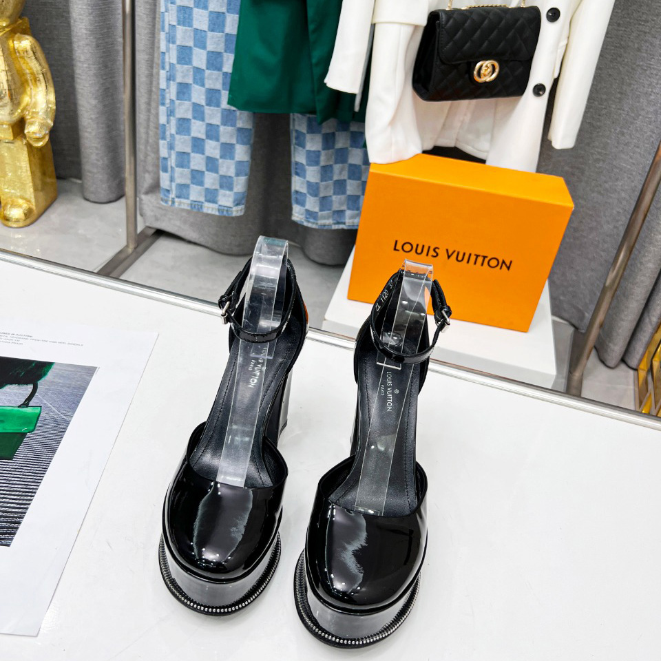 Louis Vuitton Fame Platform Pump     1AABZI - DesignerGu
