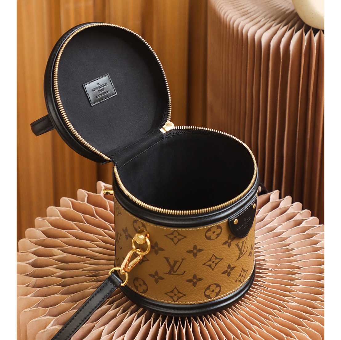 Louis Vuitton Cannes(15-17-15cm)      M43986 - 