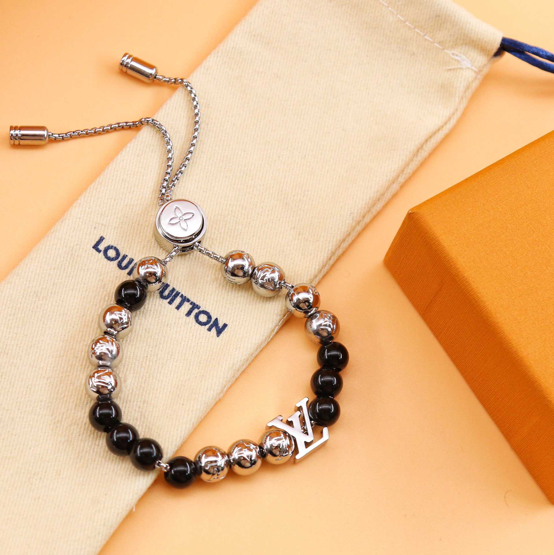 Louis Vuitton Monogram Beads Bracelet   M00512 - 