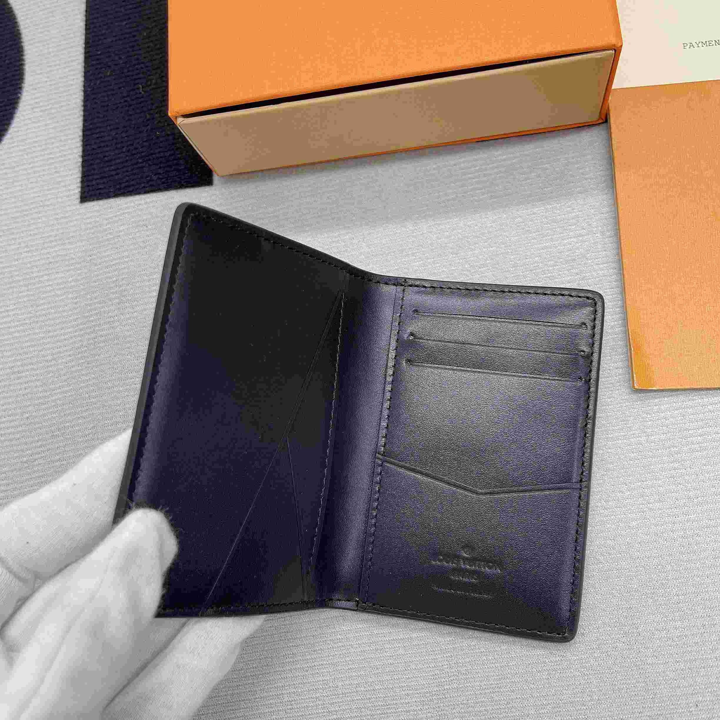 Louis Vuitton Pocket Organizer(8-11-1cm)     M62899 - 