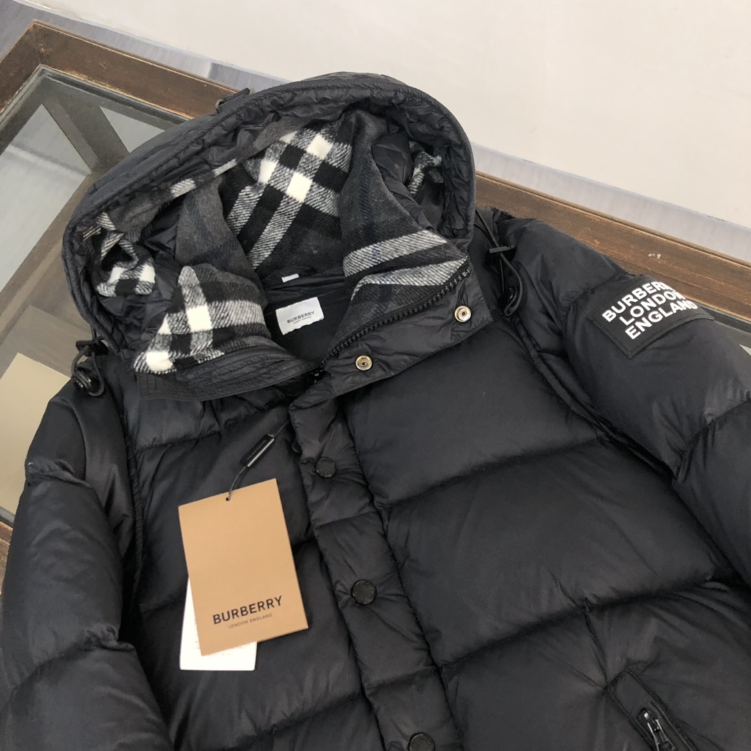 Burberry Hooded Quilted Nylon Down Jacket With Detachable Sleeves - DesignerGu