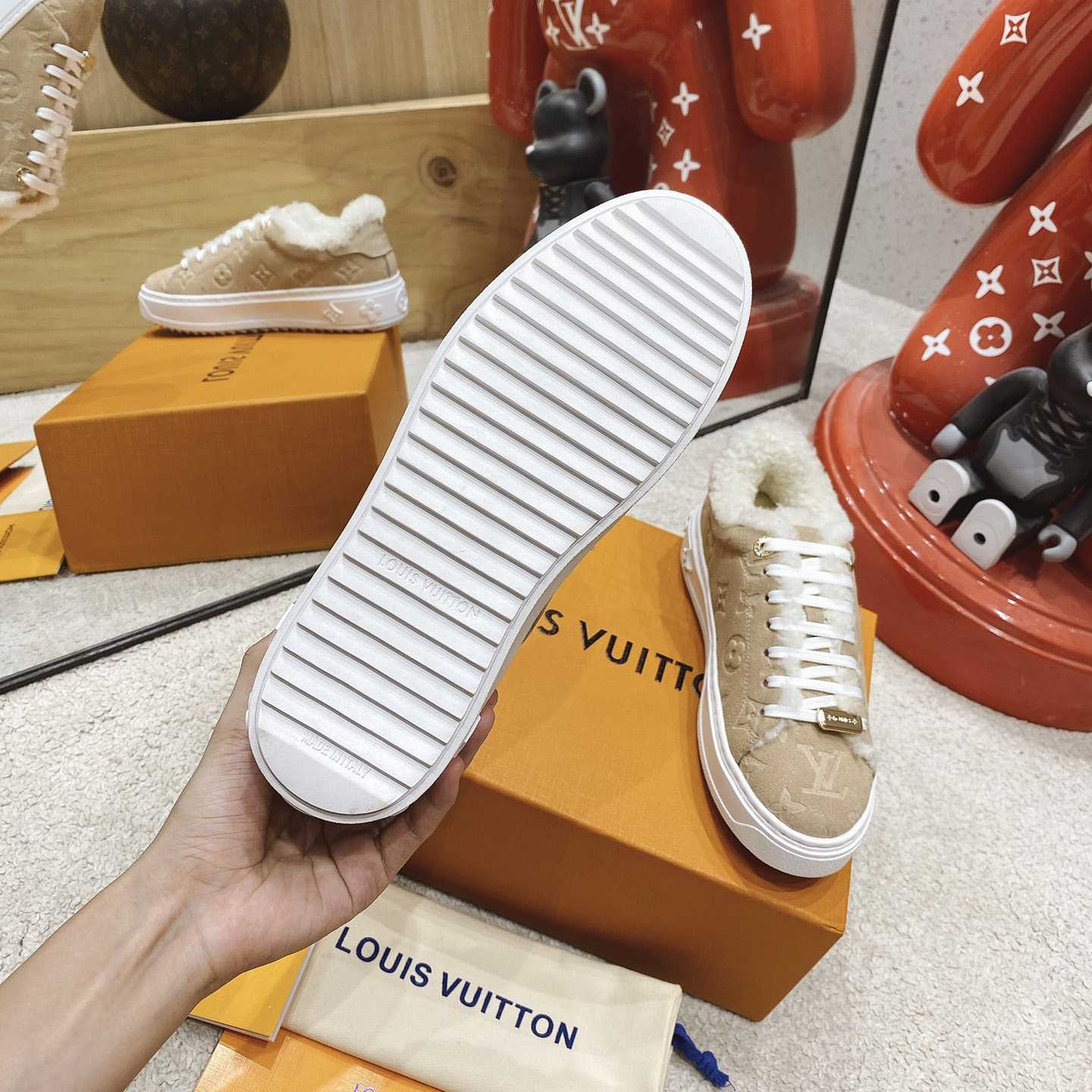 Louis Vuitton Time Out Sneakers - 