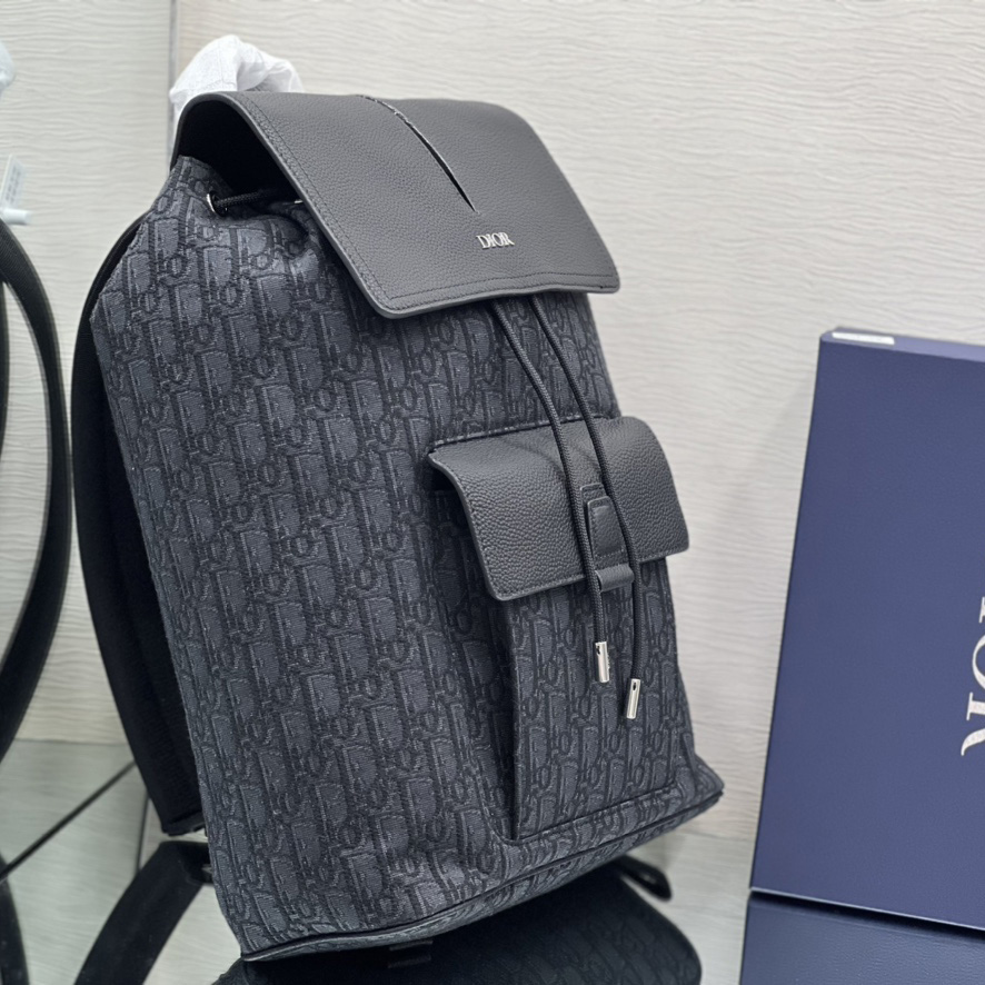 Dior Motion Backpack (31-38-11cm)   - 