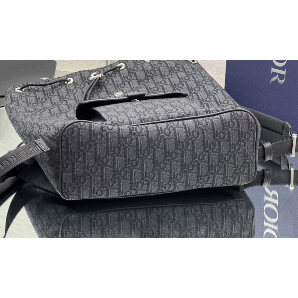 Dior Motion Backpack (31-38-11cm)   - 