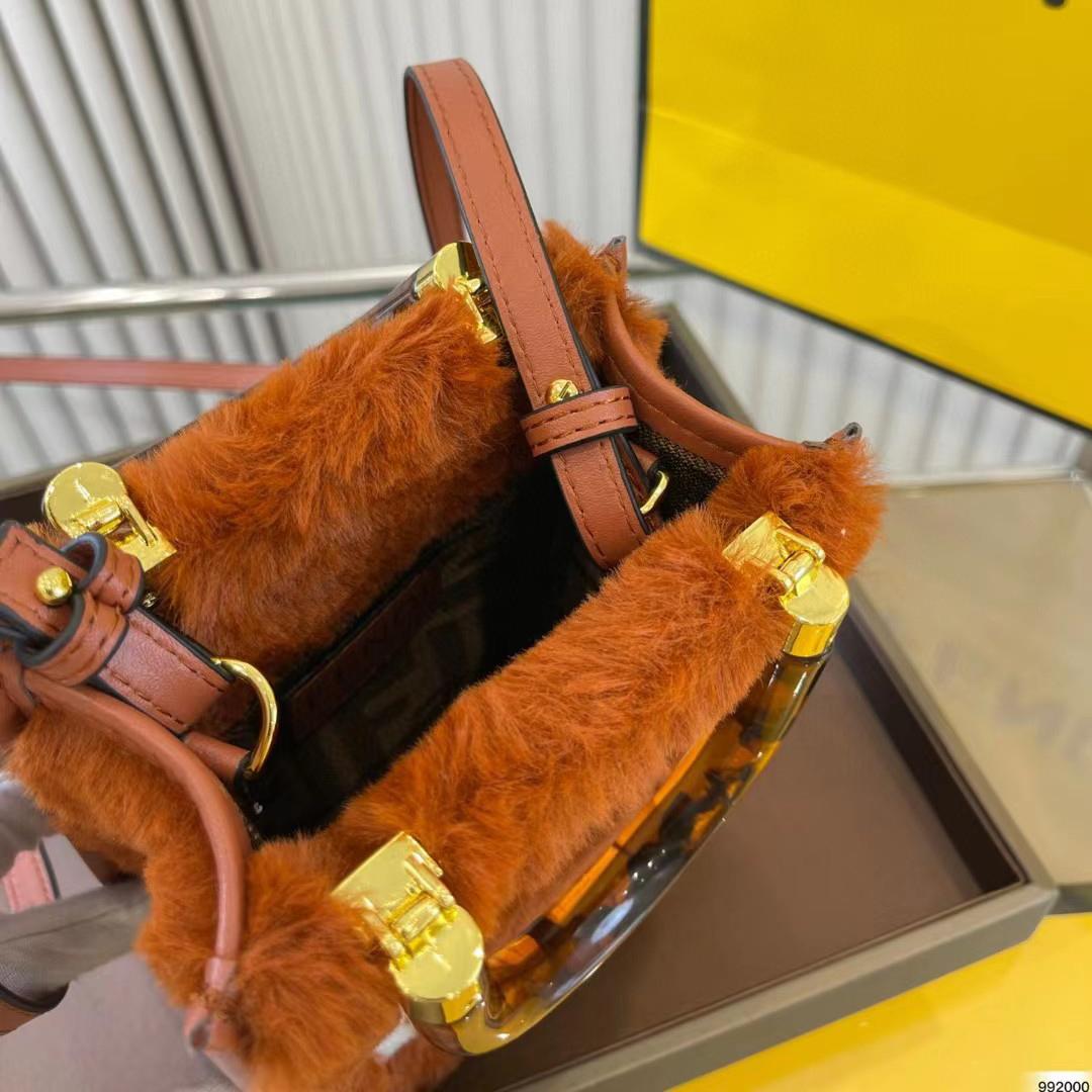 Fendi Mini Sunshine Shopper (18-14-6cm)   - 