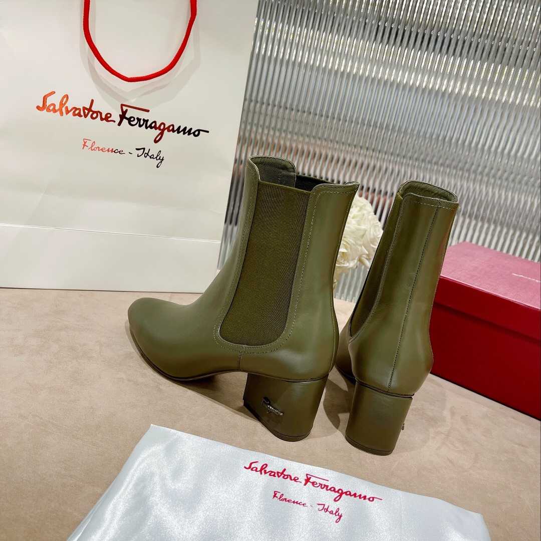 Ferragamo Leather Ankle Boot - 