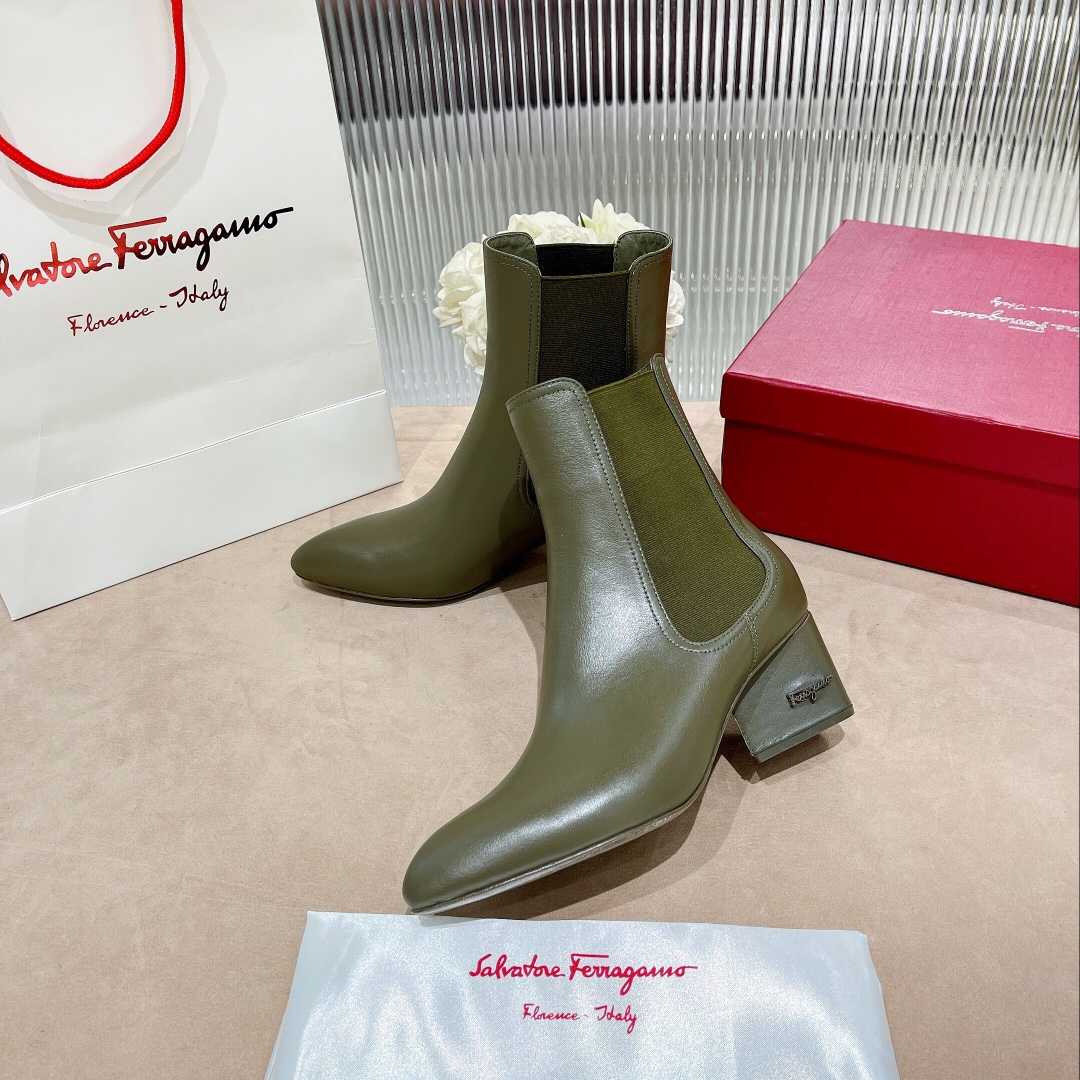 Ferragamo Leather Ankle Boot - 