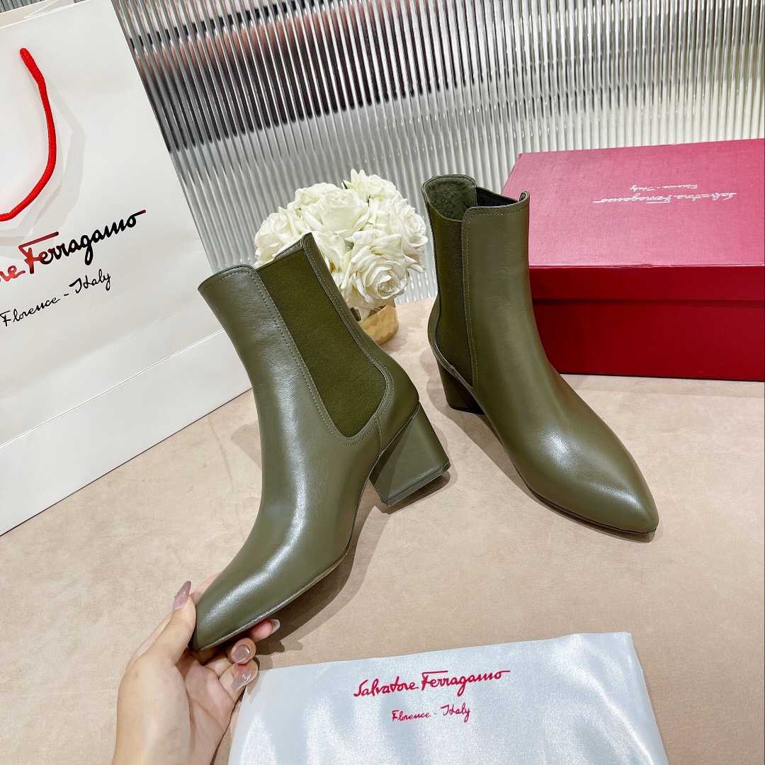 Ferragamo Leather Ankle Boot - 