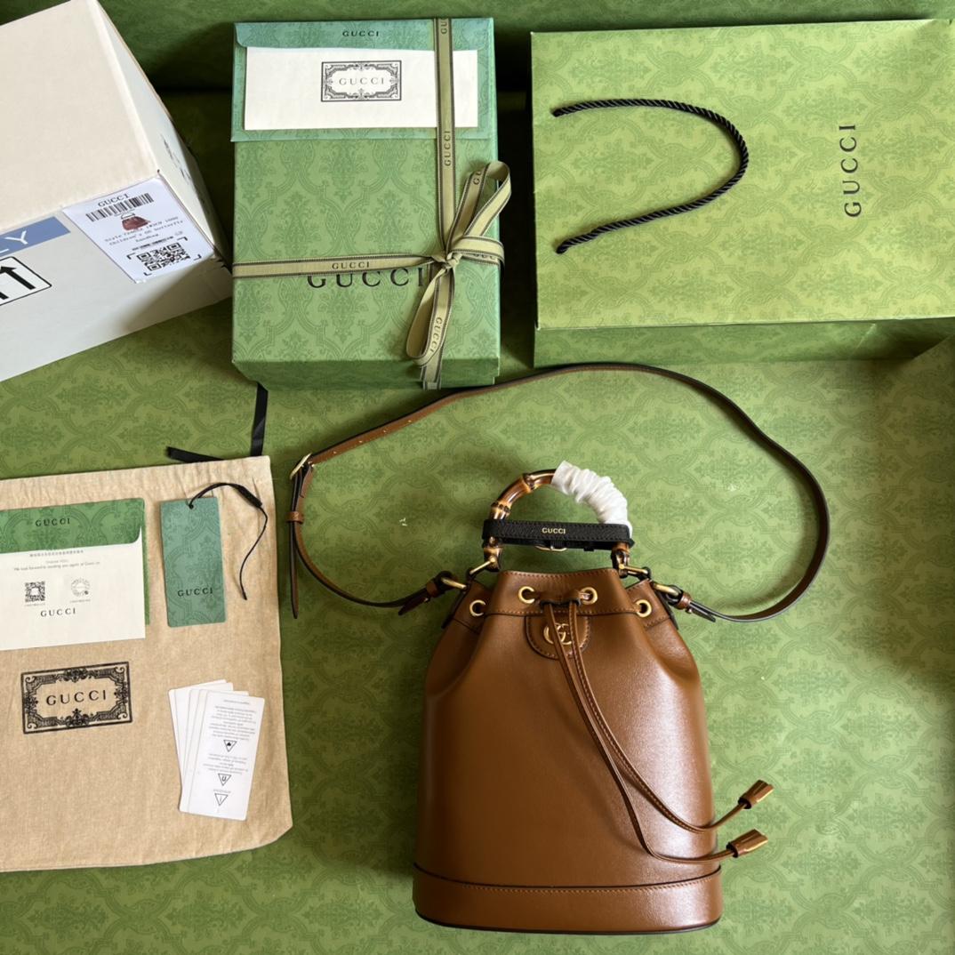Gucci Diana Small Bucket Bag (23.5-38-10.5cm) - 