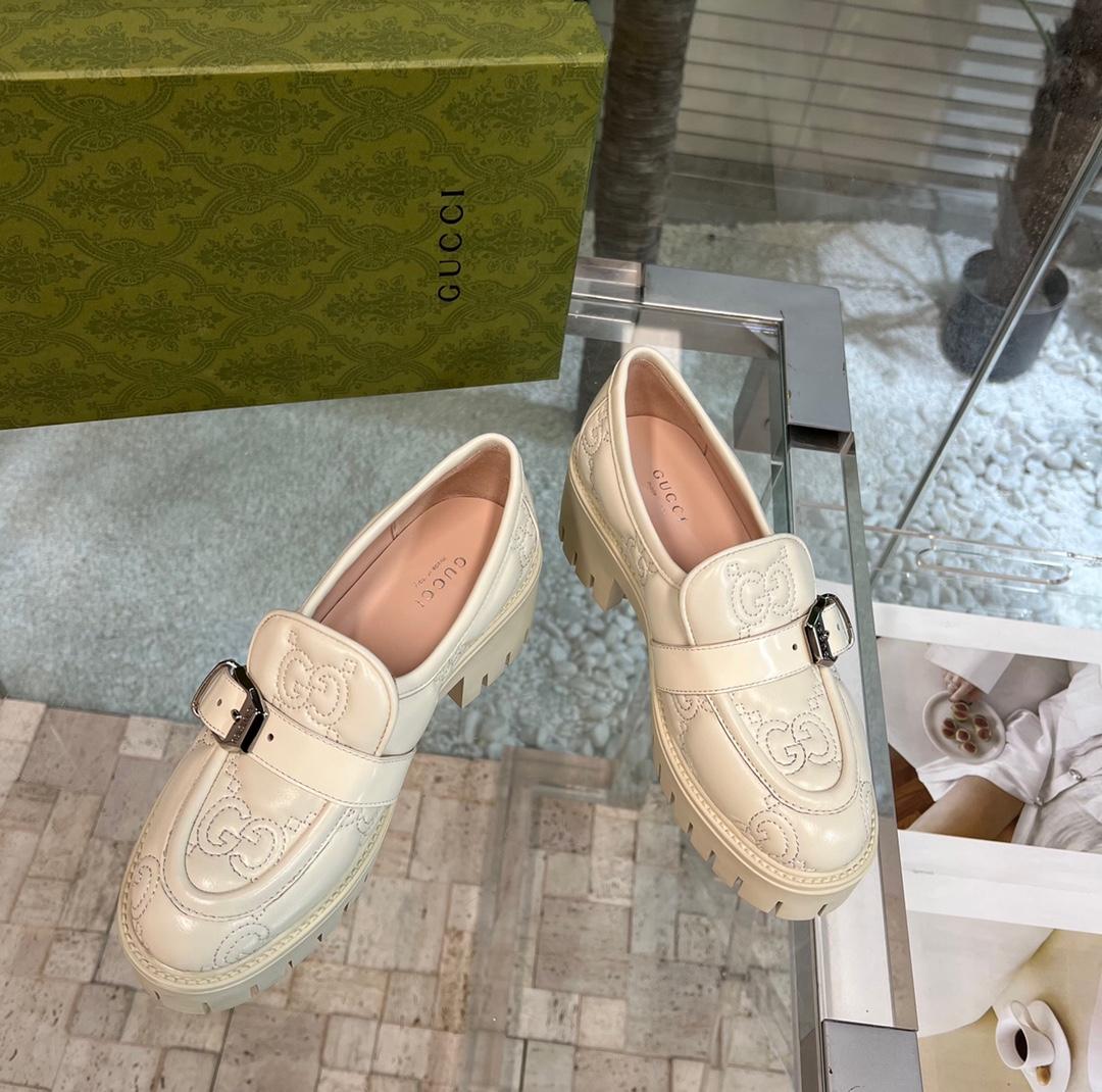 Gucci Women's GG Matelassé Shoe - 
