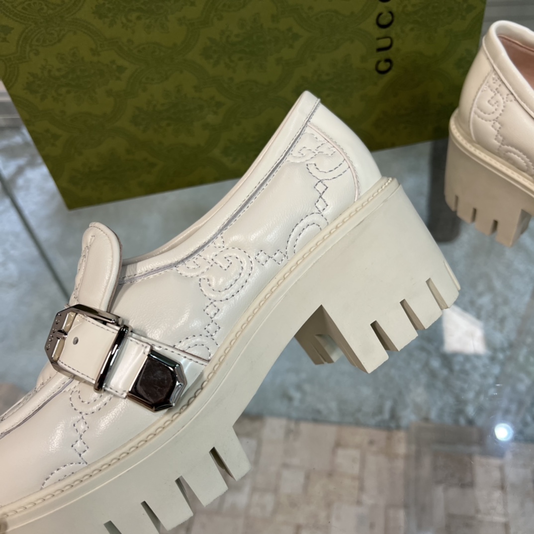Gucci Women's GG Matelassé Shoe - 