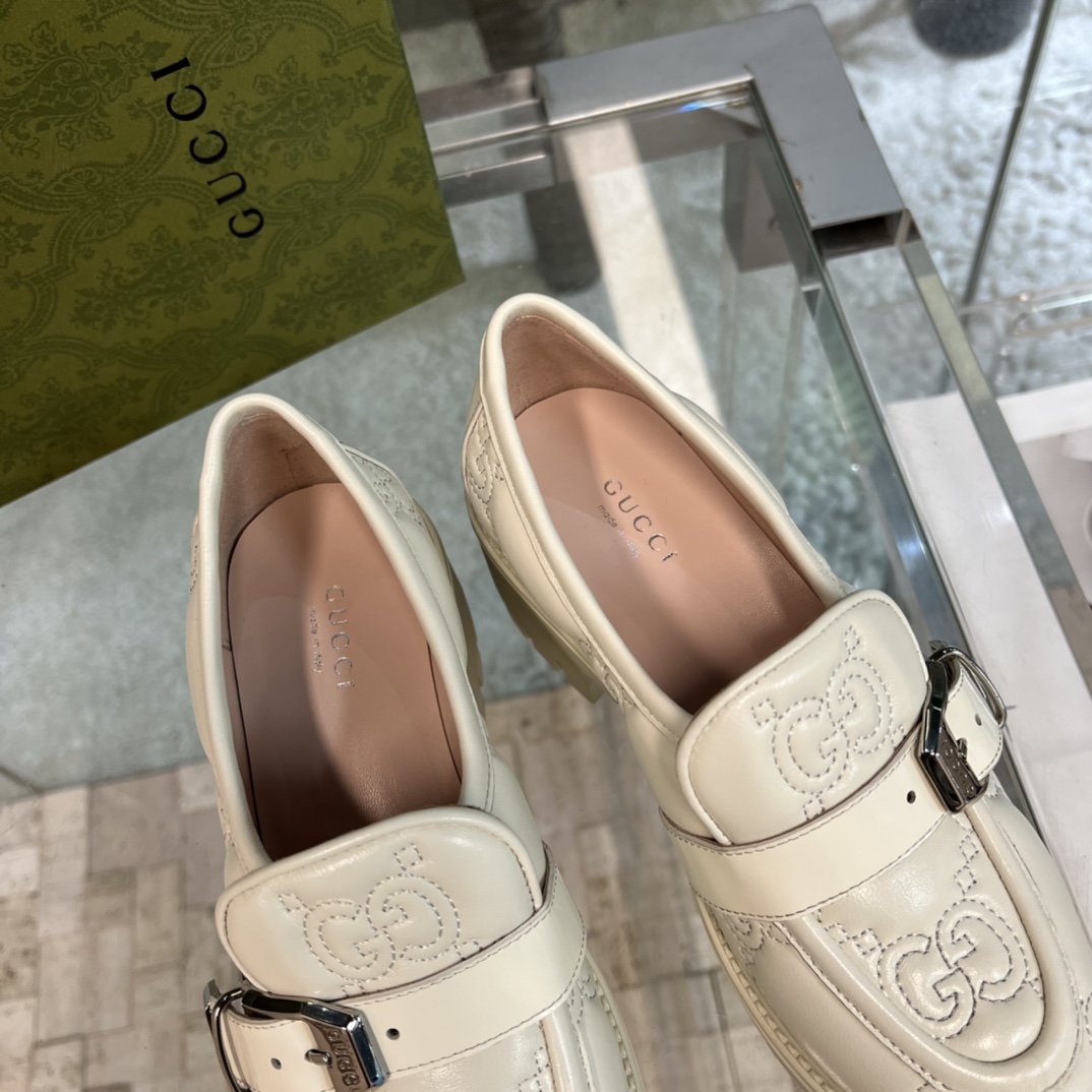 Gucci Women's GG Matelassé Shoe - 