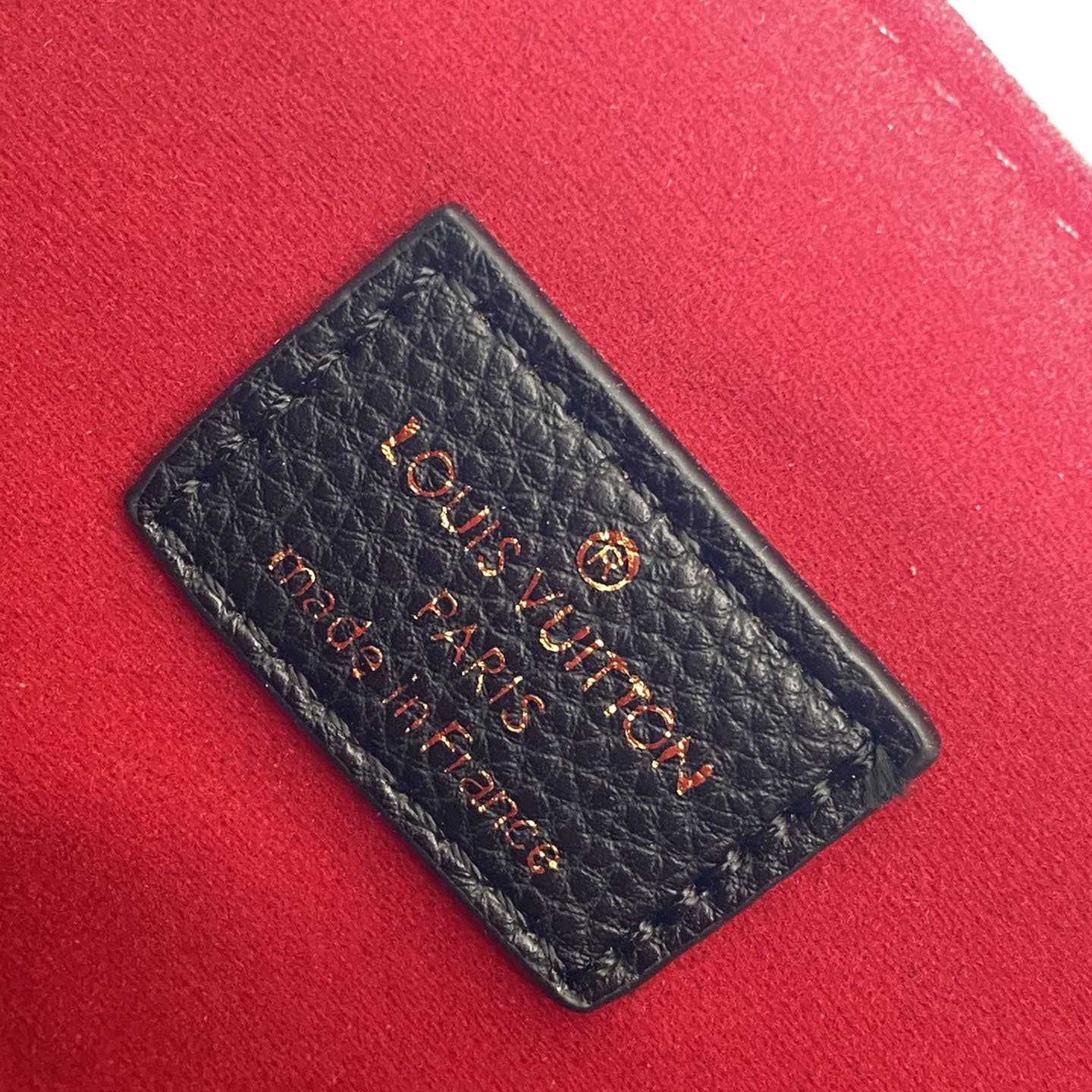 Louis Vuitton Lockme Shopper(42-28-15cm)   M57345 - 